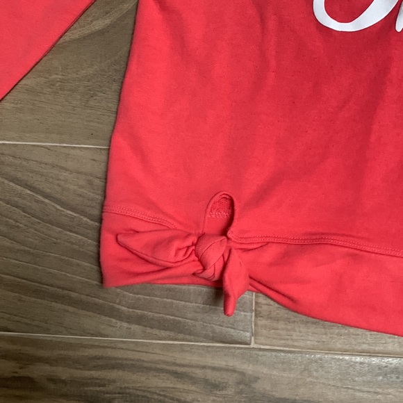 NWOT NEVER WORN OLD NAVY SWEATSHIRT - Picture 2 of 3